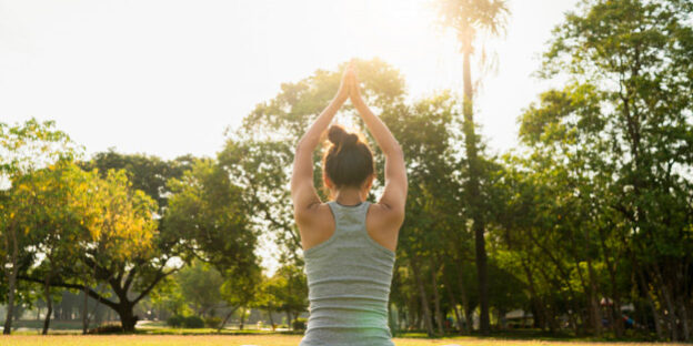 yoga-para-mejorar-la-concentracion yoga-para-mejorar-la-concentracion