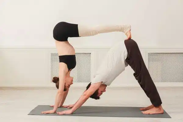 yoga-acrobatico-pamplona